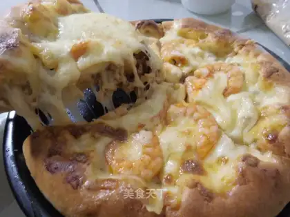 Pineapple forks for cheesy pizza