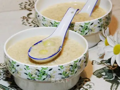 Plum and sugar