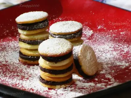 Chocolate crackers