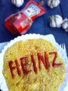 Spaghetti cake