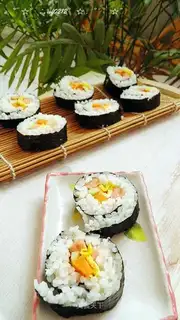 Ham sushi