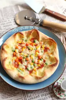 Salami heart pizza