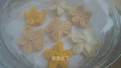 Plum dumplings