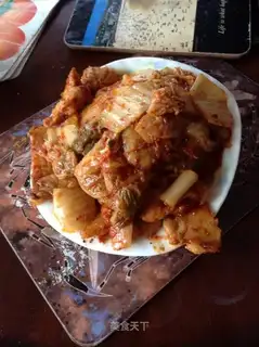 Hot cabbage makes meat