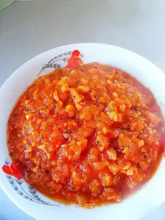 Cheese and pizza sauce