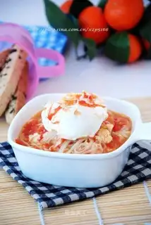 Tomato egg noodles