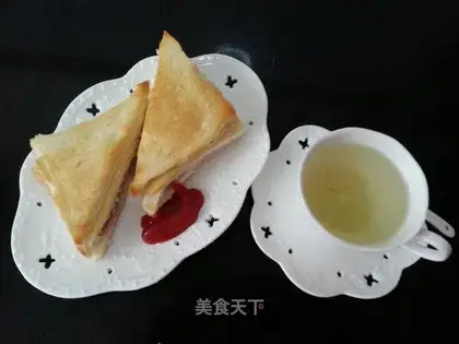 Delicious tuna sandwich
