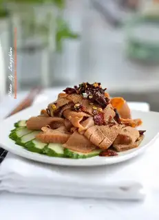 Spicy cow leaves