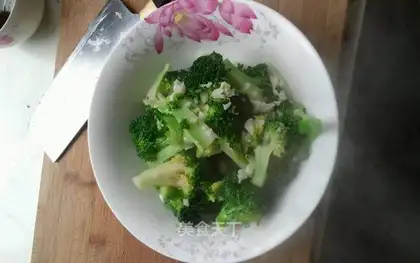 Fried broccoli