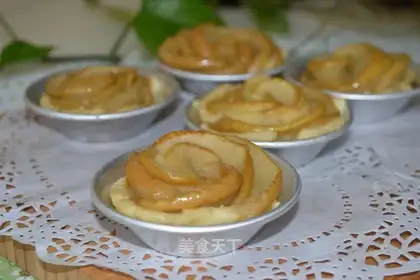 Rose apple rolls