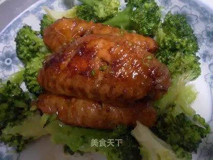 Red chicken wings