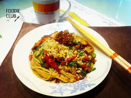Weenie noodles