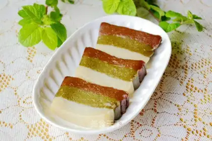 Three-colour rice cakes