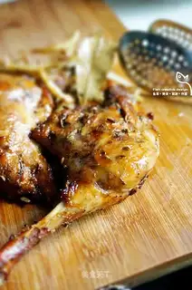 The fragrance duck leg