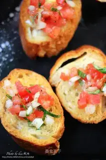 Tomato vanilla bread tower
