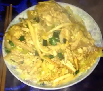 Eggs and chicken
