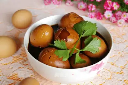 Tea eggs