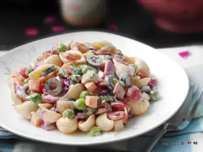 Shell salad