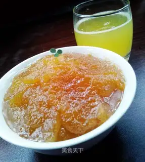 Pineapple jam and pineapple juice