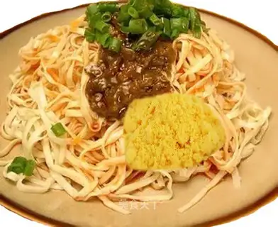 The yolk noodles