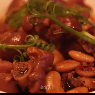 The beans burn the pig's feet