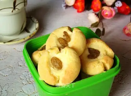 raisin yolks