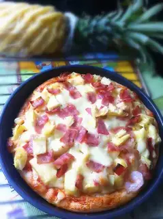 Pineapple bacon pizza