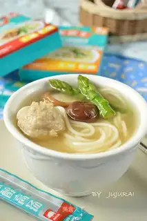 Chicken noodles