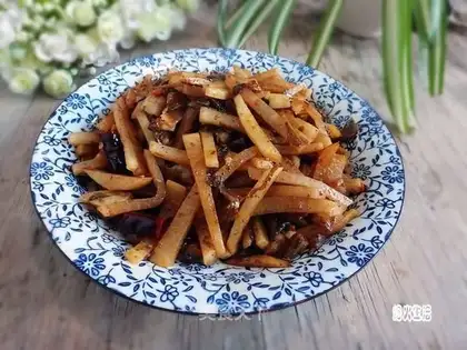 Pickles and radish