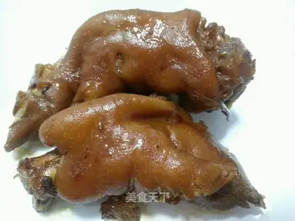 Soy, pig hoof