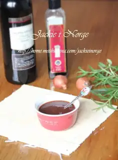 Homemade wine sauce