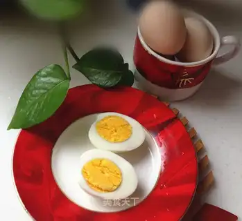 Boiled eggs