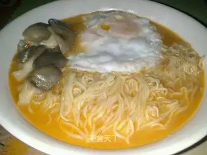 Tomato egg noodles