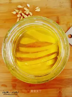 Honey lemonade