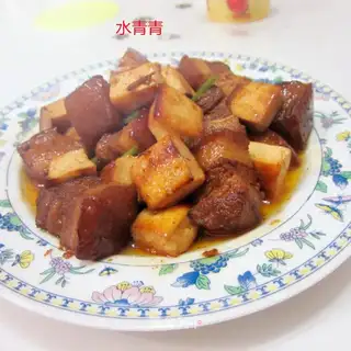 Tofu cascading from the east slope