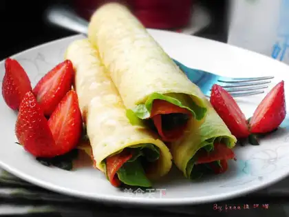 Sausage egg rolls