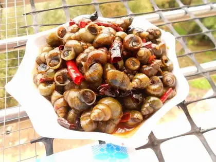 Spicy spicy snails