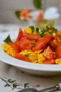 Tomato eggs