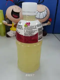 Lemon honey water