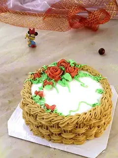 Flower cake: the basket