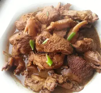 Monkey-head stewed chicken