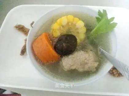 Corn bone soup