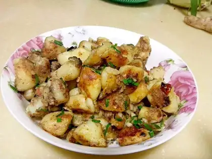 Dry potatoes