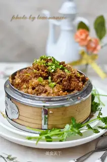 Steamed lamb