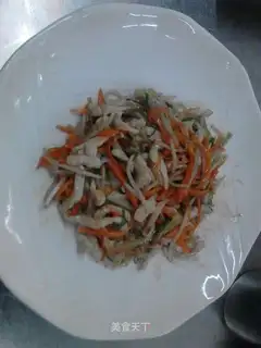 Silver teeth with fried chicken silk