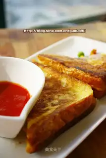 Cheese-bacon fried toast