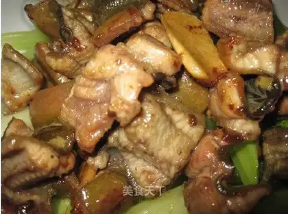 stir-fried celery with eel slices