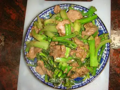 stir-fried beef and kale