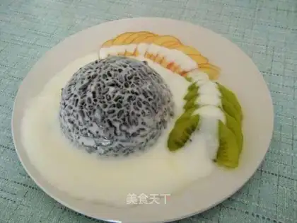 Yogurt, black rice, fruit rice