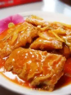 Hairfish in tomato sauce